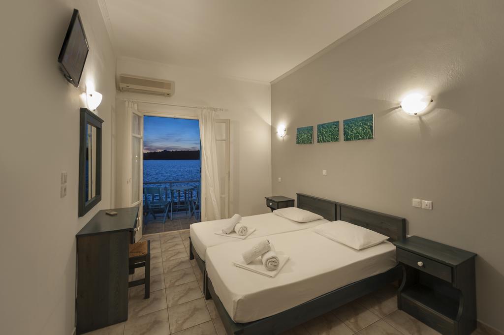 Angeliki Seaside Hotel Aliki  Ngoại thất bức ảnh